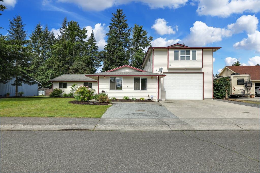 Property Photo: 11906 46th Avenue NE WA 98271